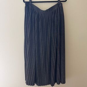 Pleated metallic midi skirt